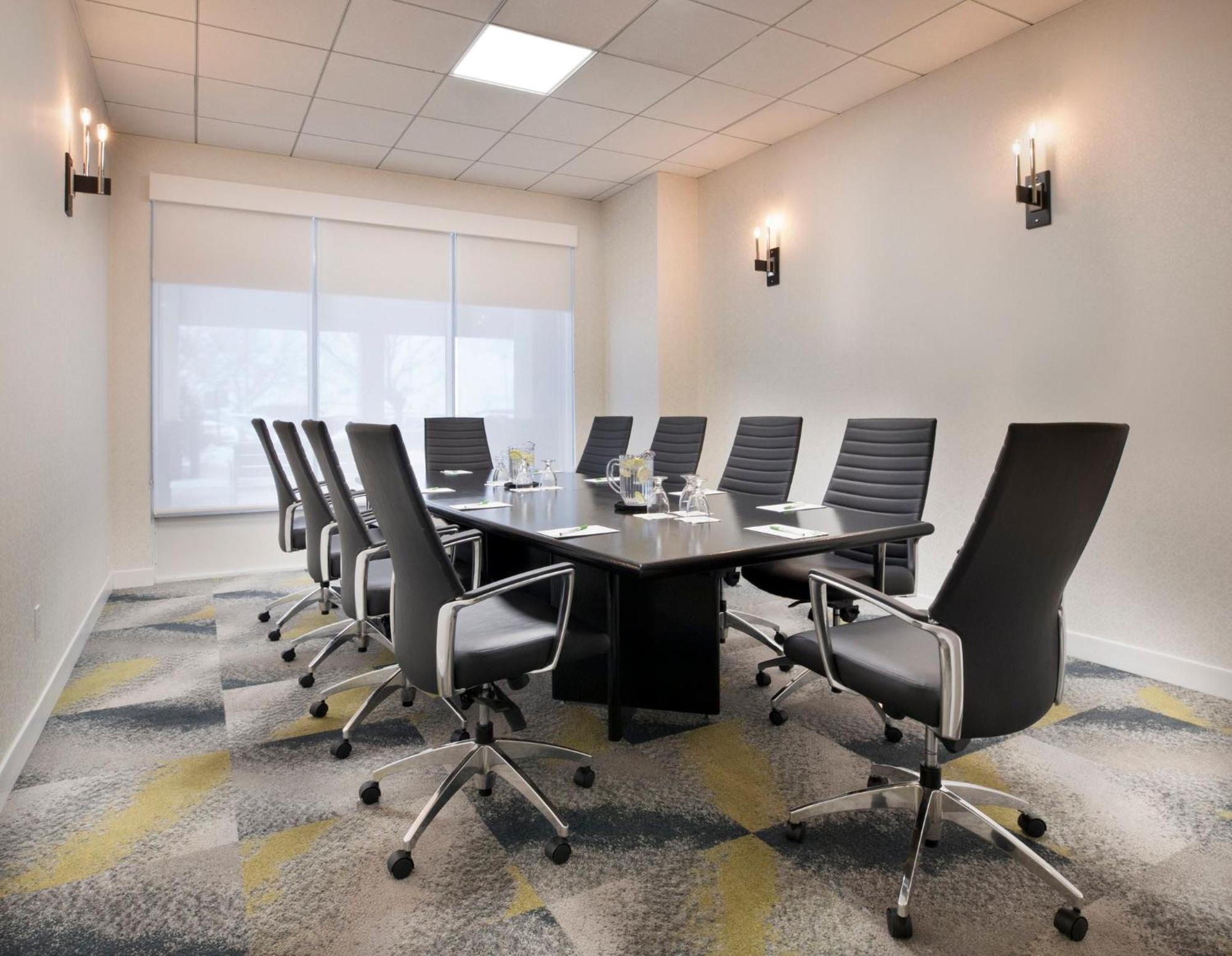 Holiday Inn Montreal Longueuil By Ihg Экстерьер фото